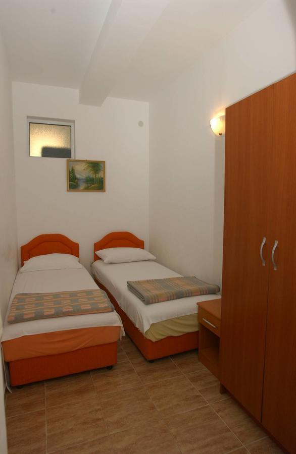 Mm Kovacevic Apartments Petrovac Exterior photo