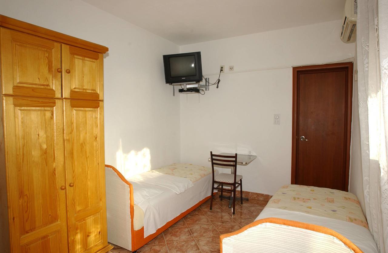 Mm Kovacevic Apartments Petrovac Exterior photo